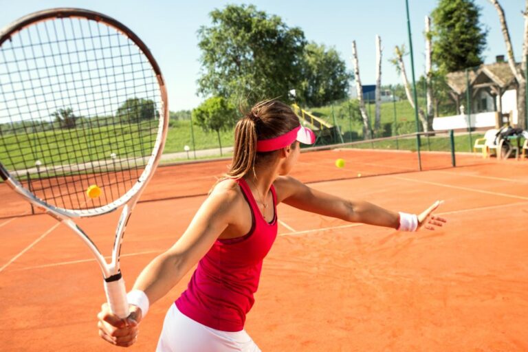 Tip of the Week: Use Crosscourt Groundstrokes to Set Up the Point