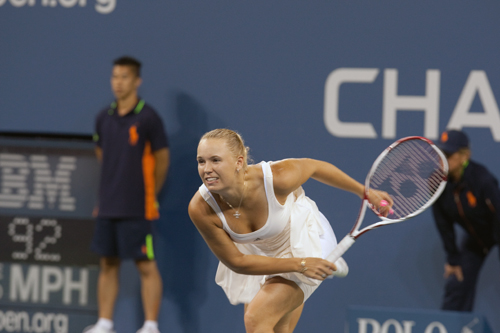 Caroline_Wozniacki_02_10