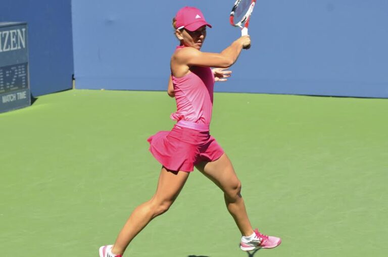 Halep both