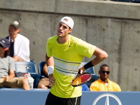 Isner_Defeat_Crop_02