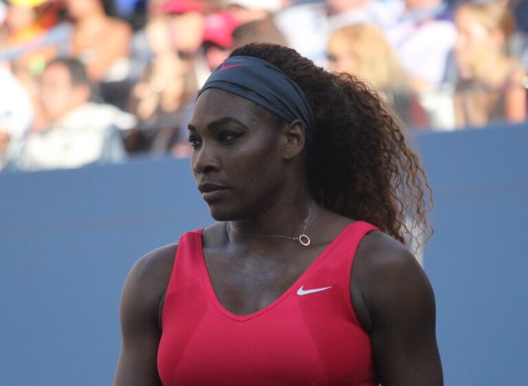 Serena_Crop_01_1
