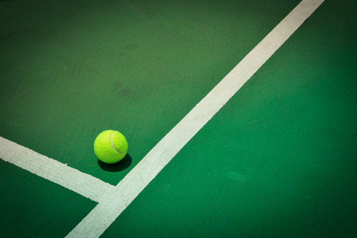 Tennis_Court_Line_Credit_sutichak