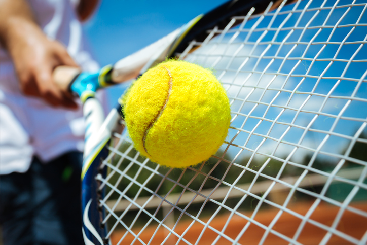 Tennis_Shot_02_10_06_17