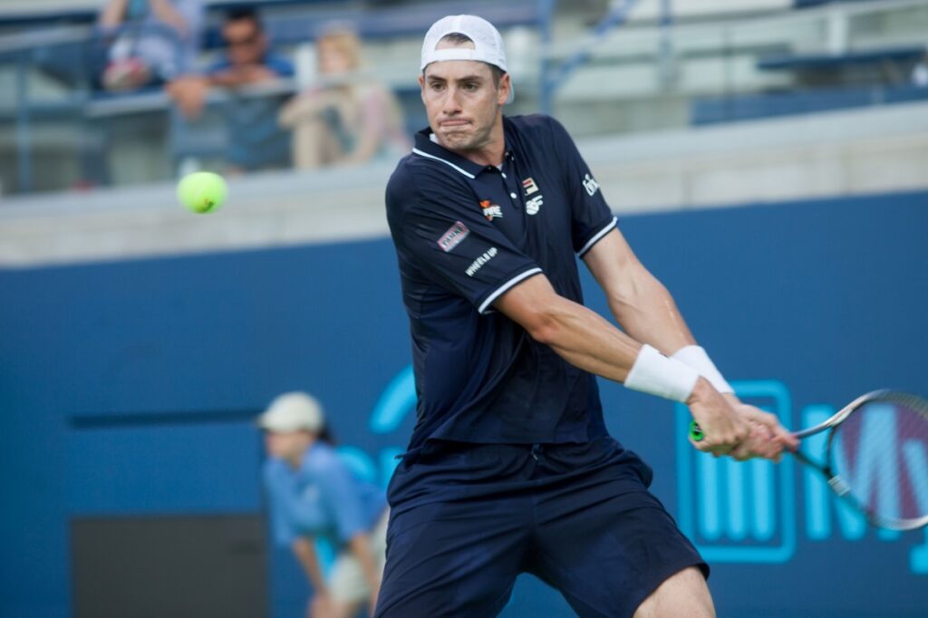 Isner_crop