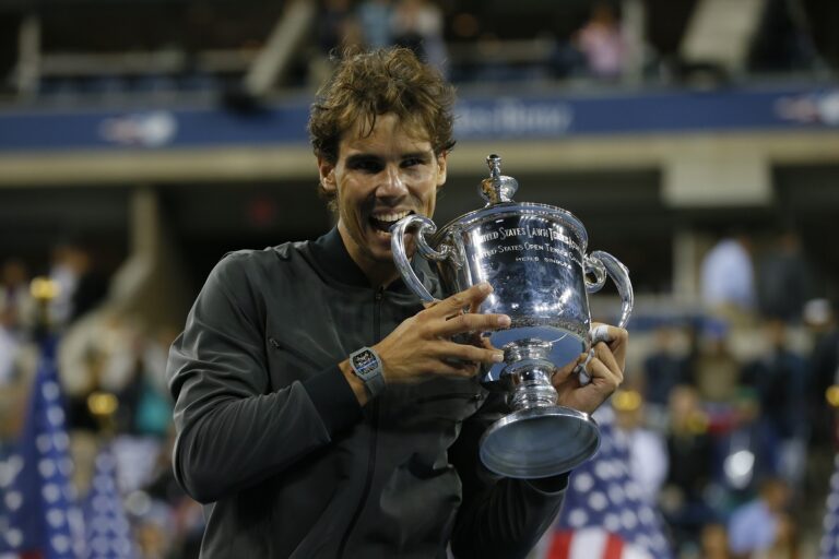 Nadal_Trophy_02