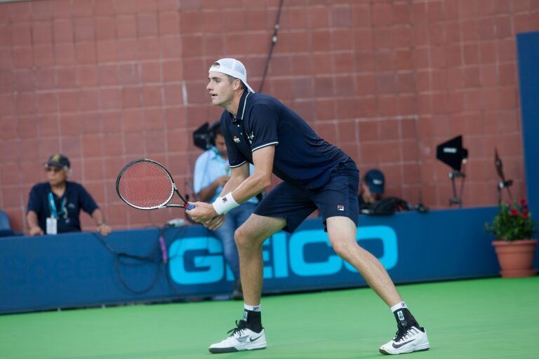 Isner Crop