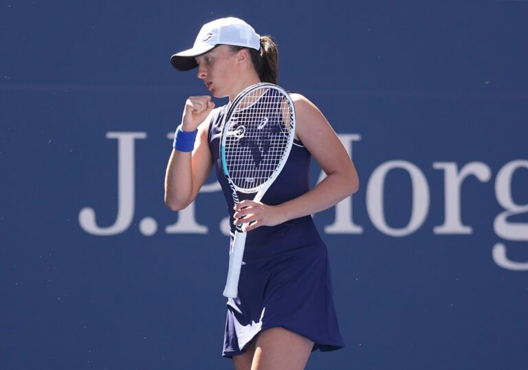 USTA1275590_20210906_USO_Day8_ADC00486_crop