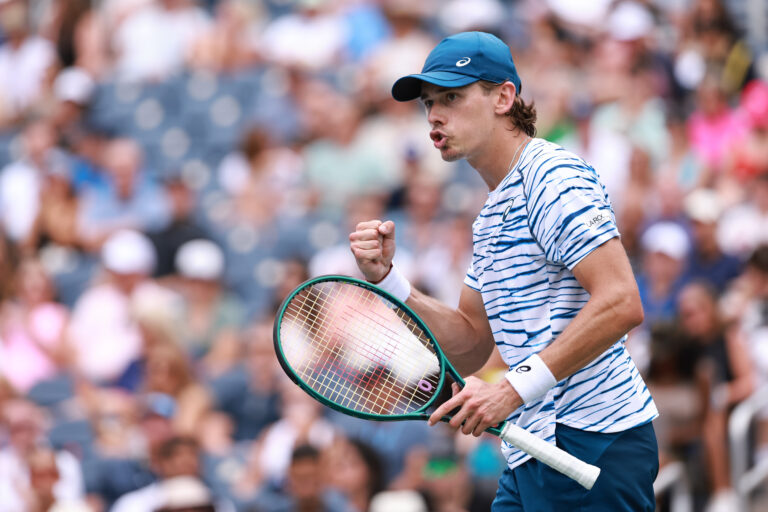 De Minaur Fights Back To Win DC Open Title